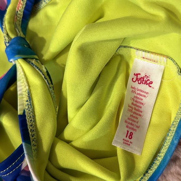 One-piece swimsuit in size 18 • Justice - Picture 5 of 8